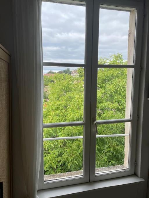 Agreable Maison De Ville A Semur En Auxois Exterior foto