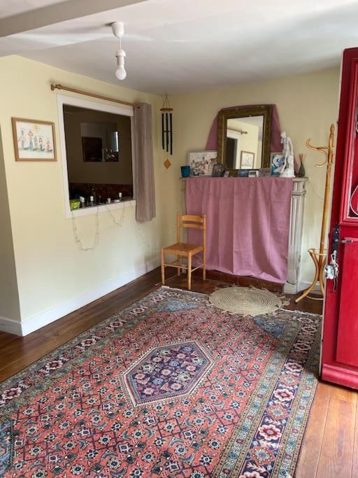 Agreable Maison De Ville A Semur En Auxois Exterior foto